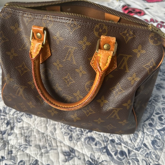 Vintage Louie Vuitton hand bag - Picture 5 of 11